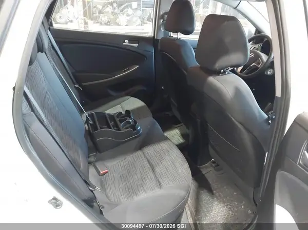 KMHCT5AE9HU342431 2017 HYUNDAI ACCENT - Image 8