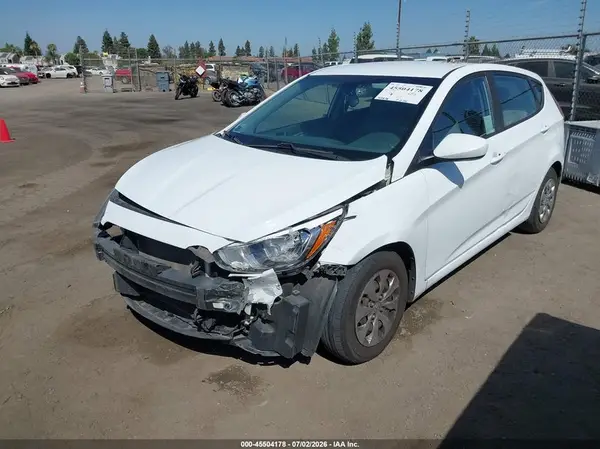 KMHCT5AE9HU343238 2017 HYUNDAI ACCENT - Image 2