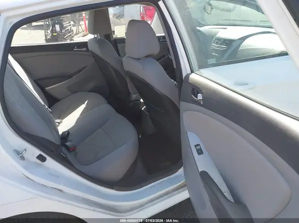 KMHCT5AE9HU343238 2017 HYUNDAI ACCENT - Image 8