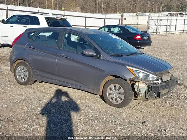 KMHCT5AE9HU345118 2017 HYUNDAI ACCENT - Image 1
