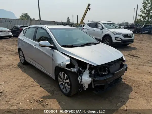 KMHCT5AE9HU345328 2017 HYUNDAI ACCENT - Image 1