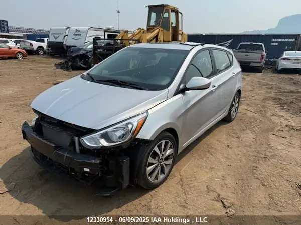 KMHCT5AE9HU345328 2017 HYUNDAI ACCENT - Image 2