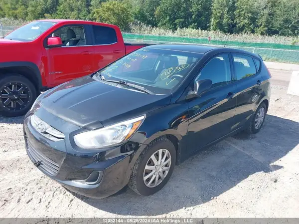 KMHCT5AE9HU358404 2017 HYUNDAI ACCENT - Image 2