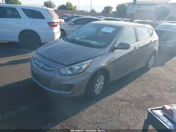KMHCT5AE9HU359777 2017 HYUNDAI ACCENT - Image 2