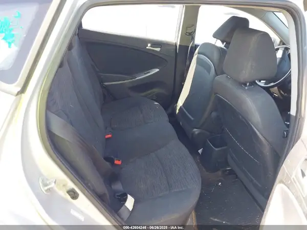 KMHCT5AEXGU237363 2016 HYUNDAI ACCENT - Image 8