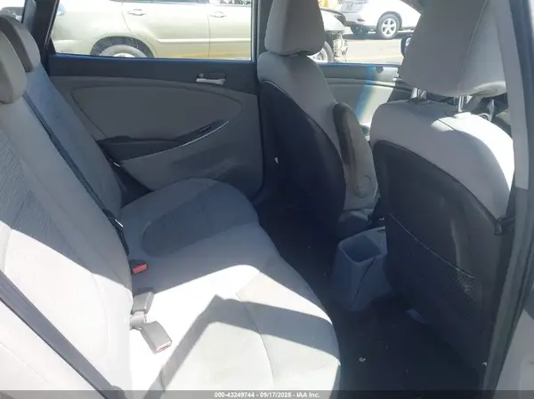 KMHCT5AEXGU242482 2016 HYUNDAI ACCENT - Image 8