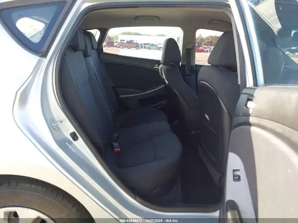 KMHCT5AEXGU260349 2016 HYUNDAI ACCENT - Image 8