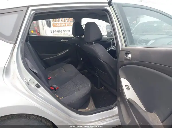KMHCT5AEXGU265275 2016 HYUNDAI ACCENT - Image 8