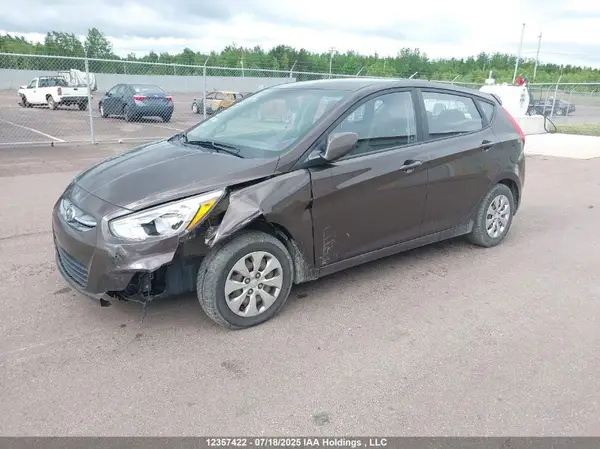 KMHCT5AEXGU269066 2016 HYUNDAI ACCENT - Image 2