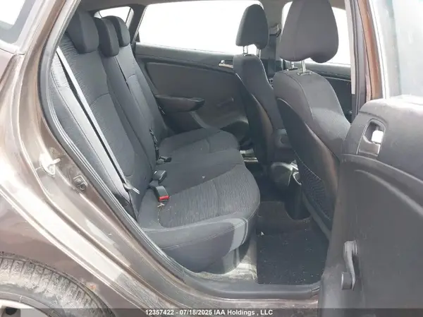 KMHCT5AEXGU269066 2016 HYUNDAI ACCENT - Image 8