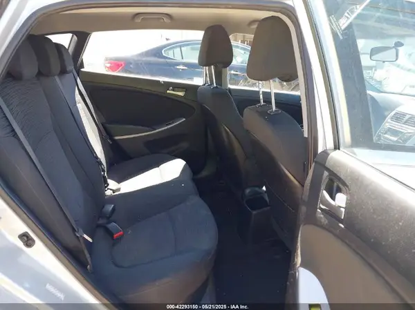 KMHCT5AEXGU269388 2016 HYUNDAI ACCENT - Image 8
