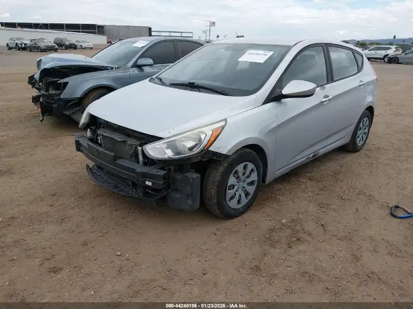 KMHCT5AEXGU285347 2016 HYUNDAI ACCENT - Image 2
