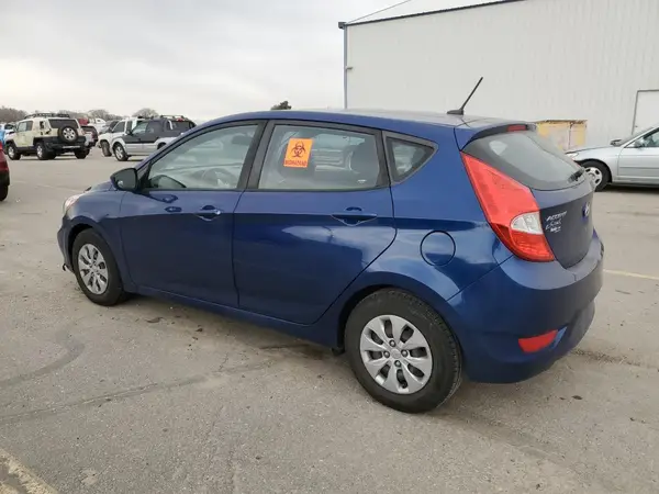 KMHCT5AEXHU299640 2017 HYUNDAI ACCENT - Image 2
