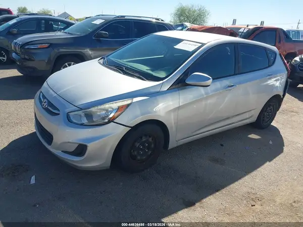 KMHCT5AEXHU300995 2017 HYUNDAI ACCENT - Image 2