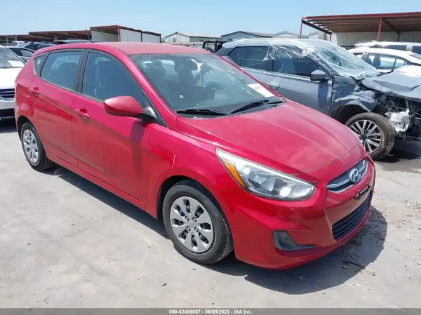 KMHCT5AEXHU305260 2017 HYUNDAI ACCENT - Image 1