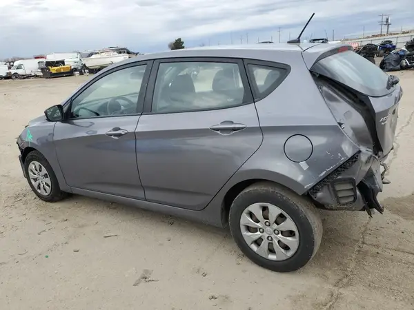 KMHCT5AEXHU305498 2017 HYUNDAI ACCENT - Image 2