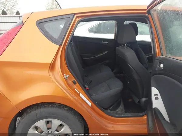 KMHCT5AEXHU305551 2017 HYUNDAI ACCENT - Image 8