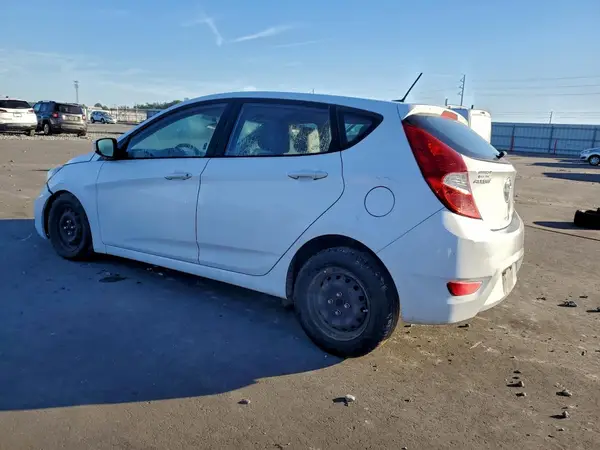 KMHCT5AEXHU307560 2017 HYUNDAI ACCENT - Image 2