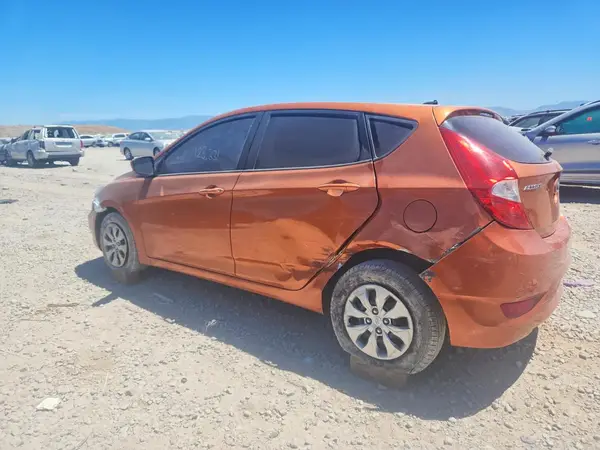 KMHCT5AEXHU311611 2017 HYUNDAI ACCENT - Image 2