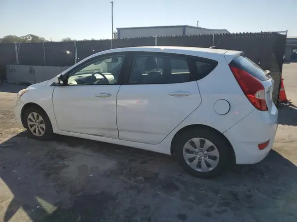KMHCT5AEXHU313620 2017 HYUNDAI ACCENT - Image 2