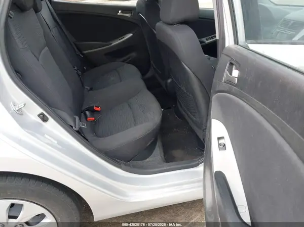 KMHCT5AEXHU317019 2017 HYUNDAI ACCENT - Image 8