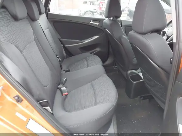 KMHCT5AEXHU317117 2017 HYUNDAI ACCENT - Image 8