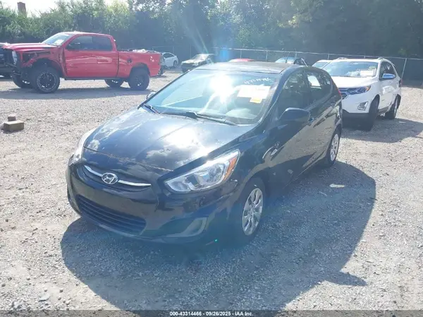 KMHCT5AEXHU321300 2017 HYUNDAI ACCENT - Image 2