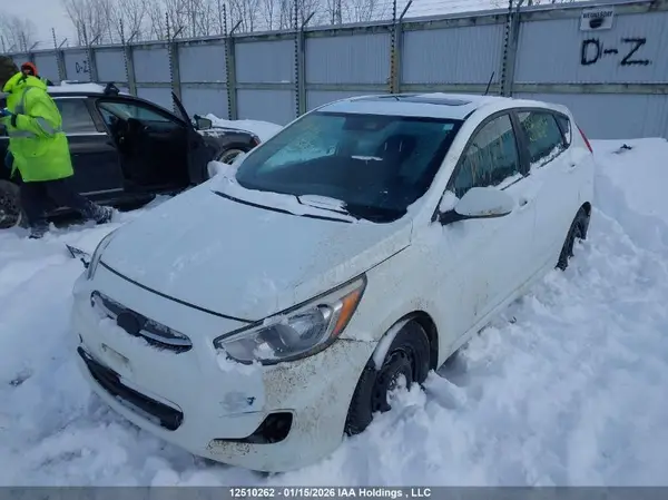 KMHCT5AEXHU331261 2017 HYUNDAI ACCENT - Image 2