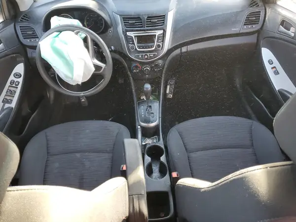 KMHCT5AEXHU337058 2017 HYUNDAI ACCENT - Image 8
