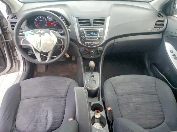 KMHCT5AEXHU338386 2017 HYUNDAI ACCENT - Image 8