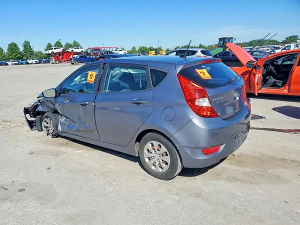 KMHCT5AEXHU338484 2017 HYUNDAI ACCENT - Image 2