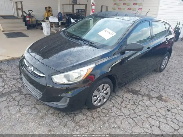 KMHCT5AEXHU341790 2017 HYUNDAI ACCENT - Image 2