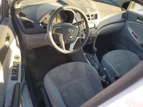KMHCT5AEXHU343054 2017 HYUNDAI ACCENT - Image 8