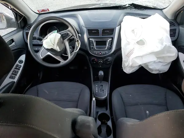 KMHCT5AEXHU343135 2017 HYUNDAI ACCENT - Image 8