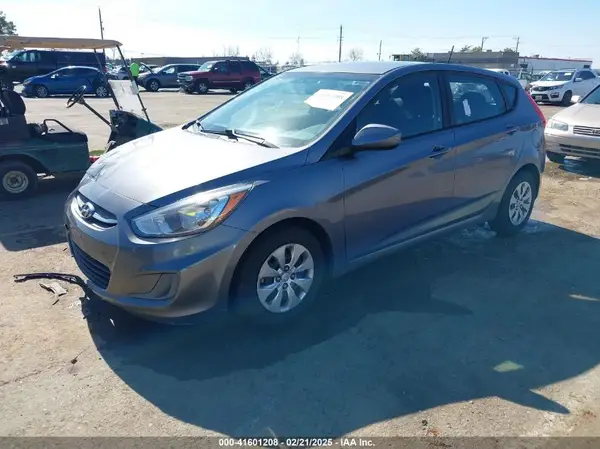 KMHCT5AEXHU345127 2017 HYUNDAI ACCENT - Image 2