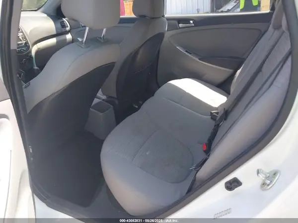 KMHCT5AEXHU350456 2017 HYUNDAI ACCENT - Image 8