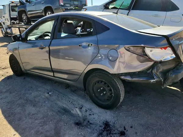 KMHCTYAE4GU005402 2016 HYUNDAI ACCENT - Image 2
