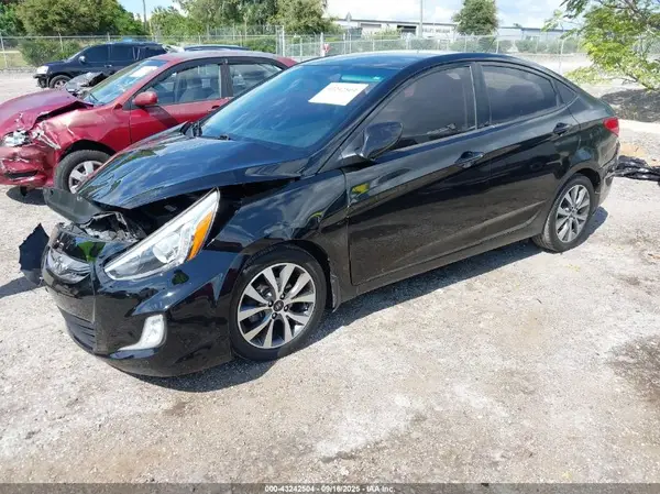 KMHCU4AE1GU164729 2016 HYUNDAI ACCENT - Image 2
