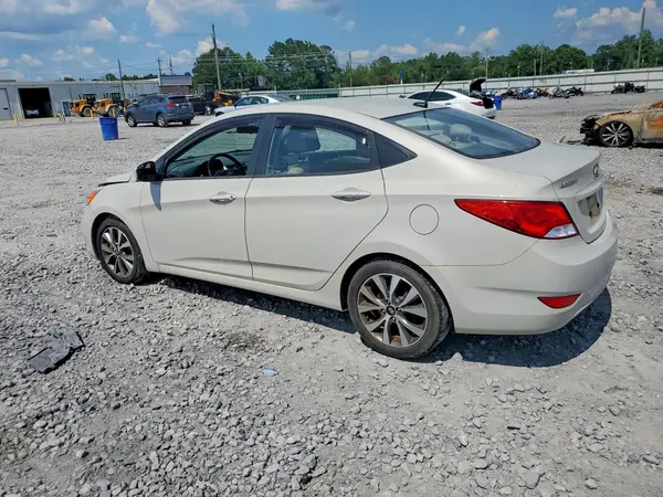 KMHCU4AE2GU050416 2016 HYUNDAI ACCENT - Image 2
