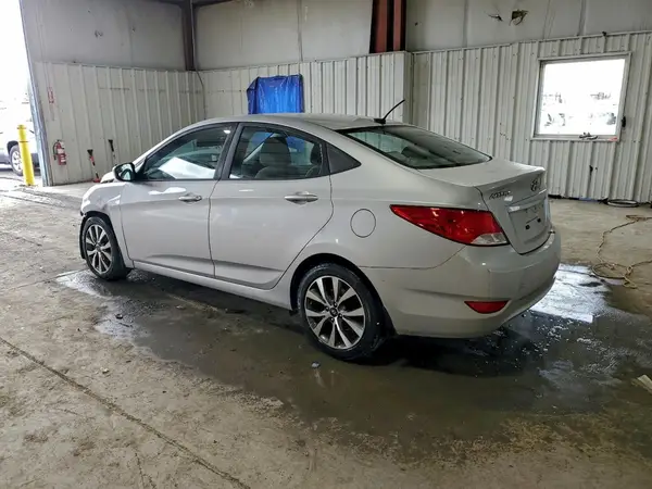 KMHCU4AE3GU159967 2016 HYUNDAI ACCENT - Image 2