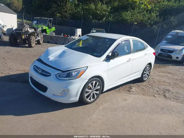 KMHCU4AE8GU044989 2016 HYUNDAI ACCENT - Image 2