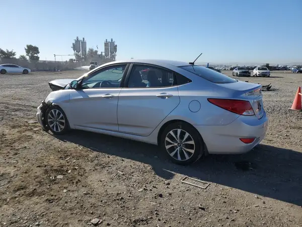 KMHCU4AE8GU078852 2016 HYUNDAI ACCENT - Image 2