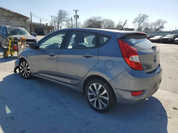 KMHCU5AE0GU244495 2016 HYUNDAI ACCENT - Image 2