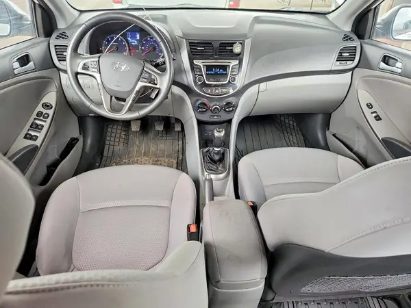 KMHCU5AE0GU249907 2016 HYUNDAI ACCENT - Image 8
