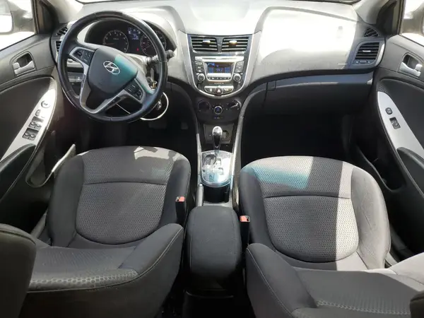 KMHCU5AE0HU325725 2017 HYUNDAI ACCENT - Image 8