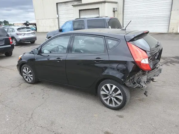 KMHCU5AE1GU239306 2016 HYUNDAI ACCENT - Image 2