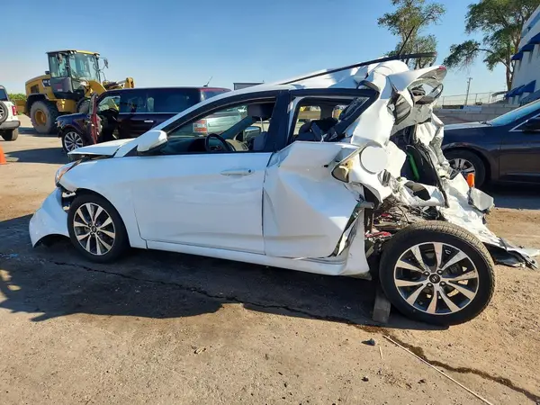 KMHCU5AE2HU351291 2017 HYUNDAI ACCENT - Image 2