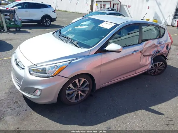 KMHCU5AE2HU351386 2017 HYUNDAI ACCENT - Image 2