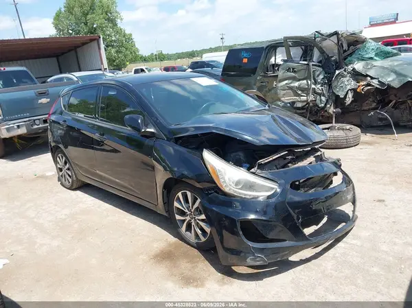 KMHCU5AE2HU354319 2017 HYUNDAI ACCENT - Image 1