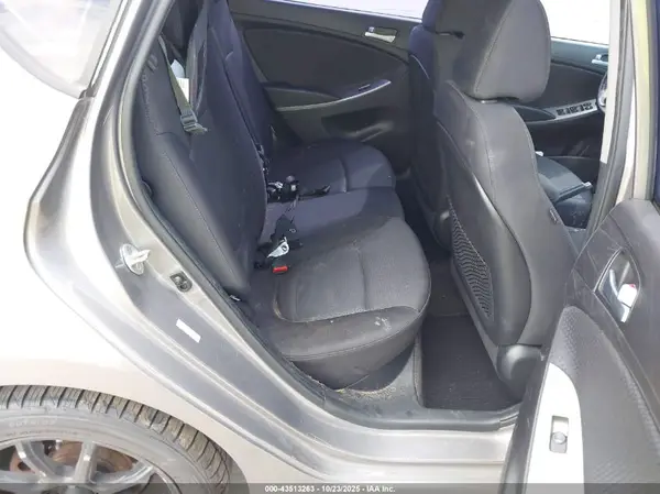 KMHCU5AE2HU365966 2017 HYUNDAI ACCENT - Image 8